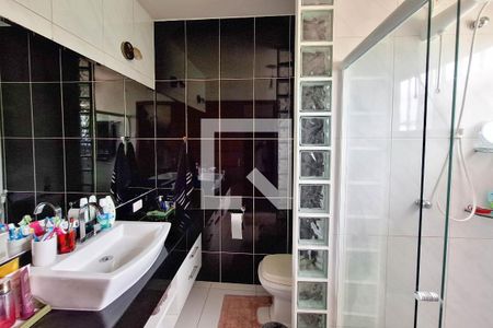 Casa à venda com 160m², 4 quartos e 3 vagasBanheiro da Suíte 2