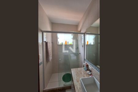 Casa à venda com 160m², 4 quartos e 3 vagasBanheiro da Suíte 1