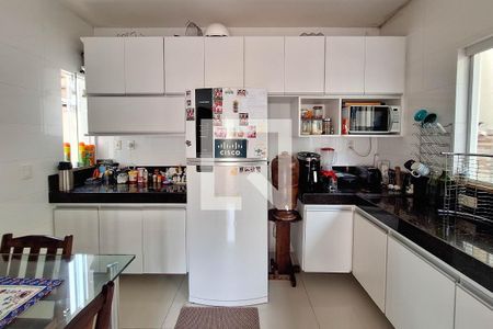 Casa à venda com 160m², 4 quartos e 3 vagasCozinha