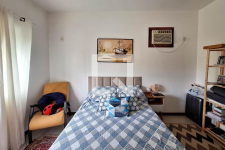 Casa à venda com 160m², 4 quartos e 3 vagasSuíte 3