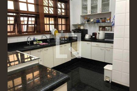 Casa à venda com 4 quartos, 510m² em Bandeirantes (Pampulha), Belo Horizonte