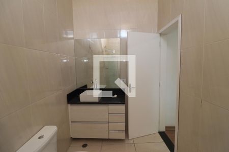 Casa à venda com 320m², 4 quartos e 1 vagaBanheiro da Suíte 2