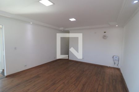 Sala de TV de casa à venda com 4 quartos, 320m² em Vila Esperança, São Paulo