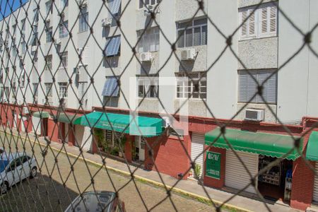 Vista da sala  de apartamento à venda com 2 quartos, 53m² em Medianeira, Porto Alegre