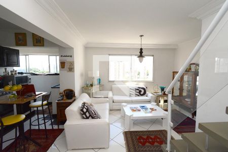 Sala/Cozinha de apartamento para alugar com 1 quarto, 120m² em Vila Sofia, São Paulo