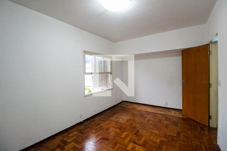 Casa à venda com 160m², 3 quartos e 2 vagasQuarto