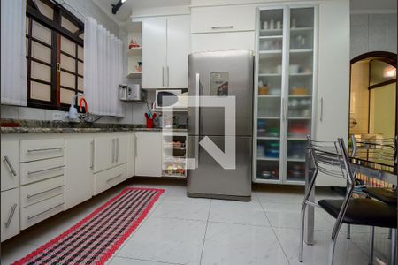 Casa à venda com 280m², 3 quartos e 3 vagasCozinha