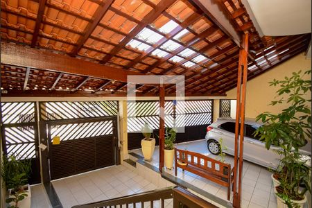 Casa à venda com 280m², 3 quartos e 3 vagasGaragem