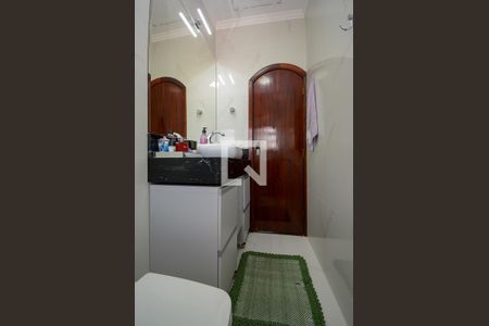 Casa à venda com 280m², 3 quartos e 3 vagasBanheiro