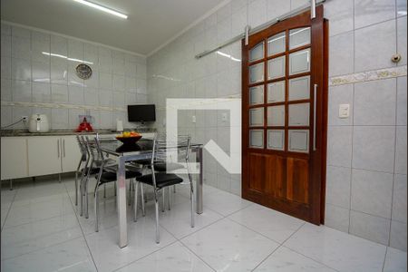 Casa à venda com 280m², 3 quartos e 3 vagasCozinha