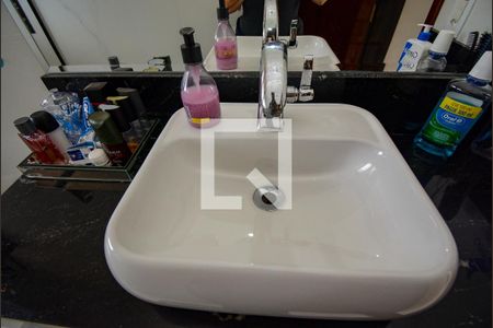 Casa à venda com 280m², 3 quartos e 3 vagasBanheiro