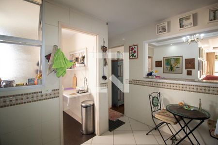 Apartamento à venda com 134m², 4 quartos e 3 vagasCozinha