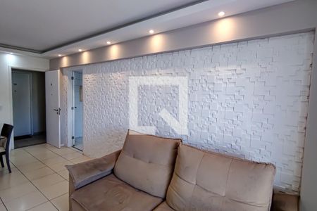 sala de apartamento para alugar com 3 quartos, 81m² em Taquara, Rio de Janeiro