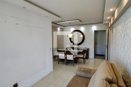 sala de apartamento para alugar com 3 quartos, 81m² em Taquara, Rio de Janeiro