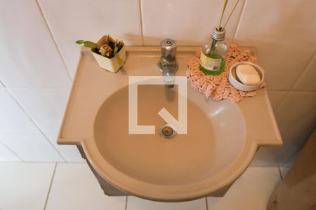 Casa à venda com 100m², 2 quartos e 5 vagas Casa à venda com 100m², 2 quartos e 5 vagasBanheiro da área de lazer