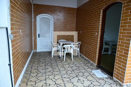 Casa para alugar com 120m², 3 quartos e 3 vagasquintal