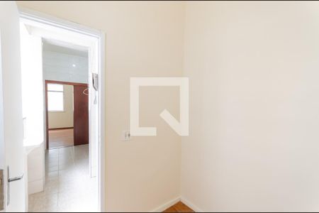 Apartamento para alugar com 60m², 2 quartos e sem vagaQuarto de Serviço