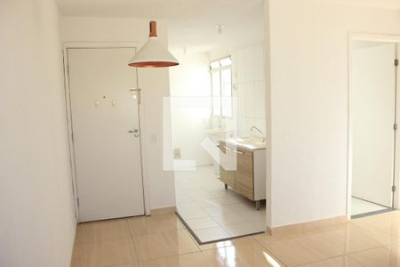 Sala de apartamento para alugar com 2 quartos, 40m² em Vila Nova Bonsucesso, Guarulhos
