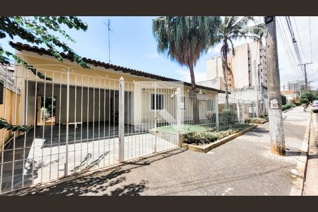 Casa à venda com 260m², 4 quartos e 4 vagasÁrea Externa