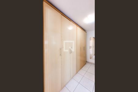 Casa à venda com 260m², 4 quartos e 4 vagasQuarto