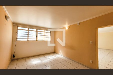 Casa à venda com 260m², 4 quartos e 4 vagasQuarto