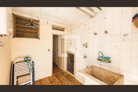 Casa à venda com 260m², 4 quartos e 4 vagasÁrea de Serviço