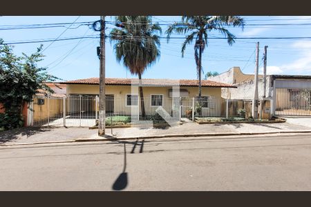 Casa à venda com 260m², 4 quartos e 4 vagasÁrea Externa