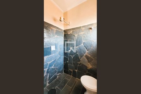 Casa à venda com 260m², 4 quartos e 4 vagasBanheiro