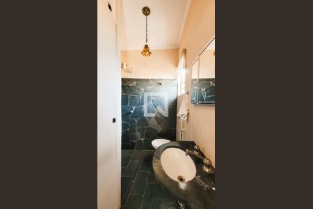 Casa à venda com 260m², 4 quartos e 4 vagasBanheiro