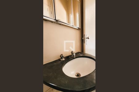 Casa à venda com 260m², 4 quartos e 4 vagasBanheiro