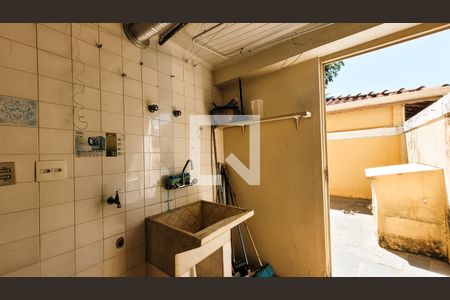 Casa à venda com 260m², 4 quartos e 4 vagasÁrea de Serviço