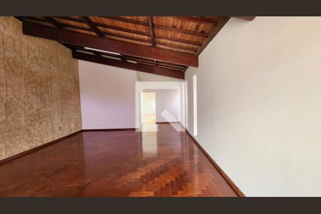 Sala de casa para alugar com 6 quartos, 490m² em Jardim das Samambaias, Jundiaí