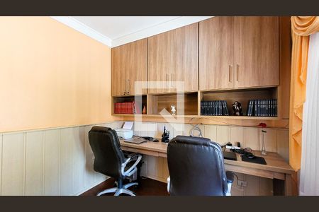 Escritório de casa à venda com 4 quartos, 450m² em Cidade Universitária, Campinas