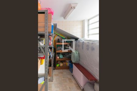 Casa à venda com 178m², 3 quartos e 3 vagas Casa à venda com 178m², 3 quartos e 3 vagasEscritório