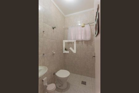 Casa à venda com 178m², 3 quartos e 3 vagas Casa à venda com 178m², 3 quartos e 3 vagasBanheiro de Serviço