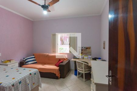 Casa à venda com 178m², 3 quartos e 3 vagas Casa à venda com 178m², 3 quartos e 3 vagasQuarto 1