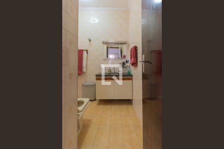 Casa à venda com 178m², 3 quartos e 3 vagas Casa à venda com 178m², 3 quartos e 3 vagasBanheiro da Suíte