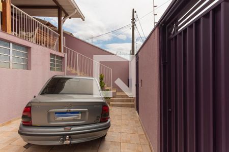 Casa à venda com 178m², 3 quartos e 3 vagas Casa à venda com 178m², 3 quartos e 3 vagasGaragem
