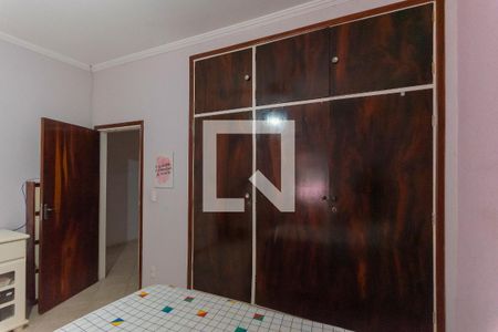 Casa à venda com 178m², 3 quartos e 3 vagas Casa à venda com 178m², 3 quartos e 3 vagasQuarto 1