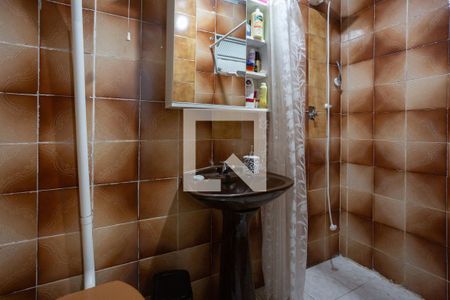 Banheiro de casa à venda com 4 quartos, 100m² em Costa E Silva, Porto Alegre