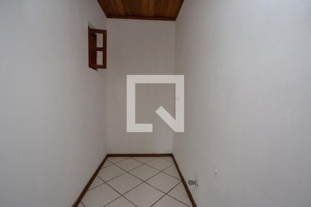 Casa à venda com 100m², 4 quartos e 1 vaga Casa à venda com 100m², 4 quartos e 1 vaga2° andar - banheiro da suite