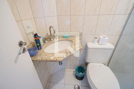 Apartamento à venda com 90m², 3 quartos e 3 vagasBanheiro da suíte 02