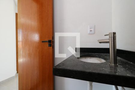 Apartamento à venda com 54m², 2 quartos e 1 vagaBanheiro Social