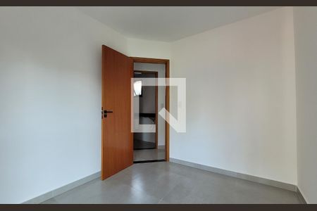 Quarto de apartamento à venda com 2 quartos, 84m² em Jardim Bela Vista, Santo André