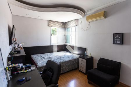 Casa à venda com 600m², 5 quartos e 15 vagasQuarto 2