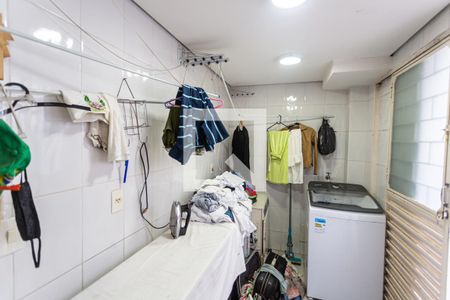 Casa à venda com 600m², 5 quartos e 15 vagasÁrea de Serviço