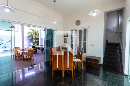 Casa à venda com 600m², 5 quartos e 15 vagasEspaço Gourmet