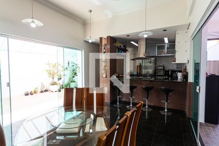 Casa à venda com 600m², 5 quartos e 15 vagasEspaço Gourmet