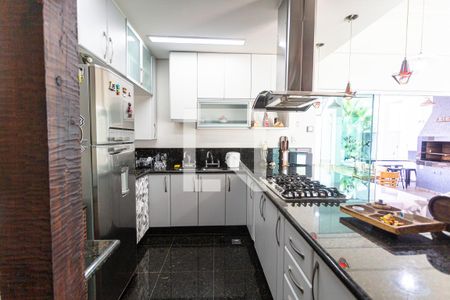 Casa à venda com 600m², 5 quartos e 15 vagasEspaço Gourmet