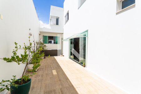 Casa à venda com 600m², 5 quartos e 15 vagasÁrea Externa